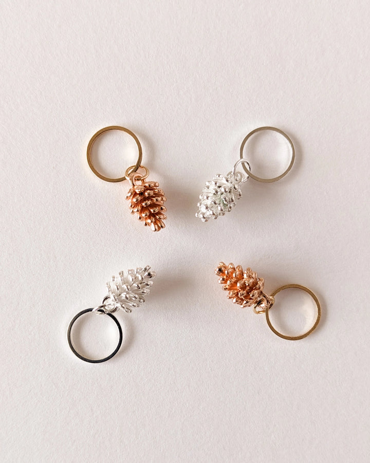 PINE CONES STITCH MARKERS