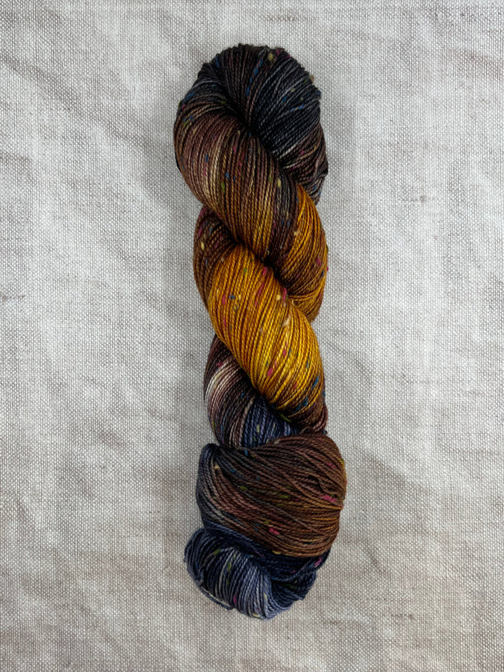 DÚN NA NGALL MULTI 4PLY (SAMPLE SKEIN SALE)