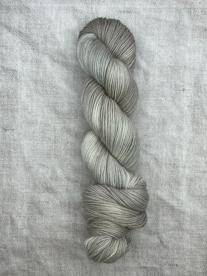 DANU (Highland wool): Silver Birch