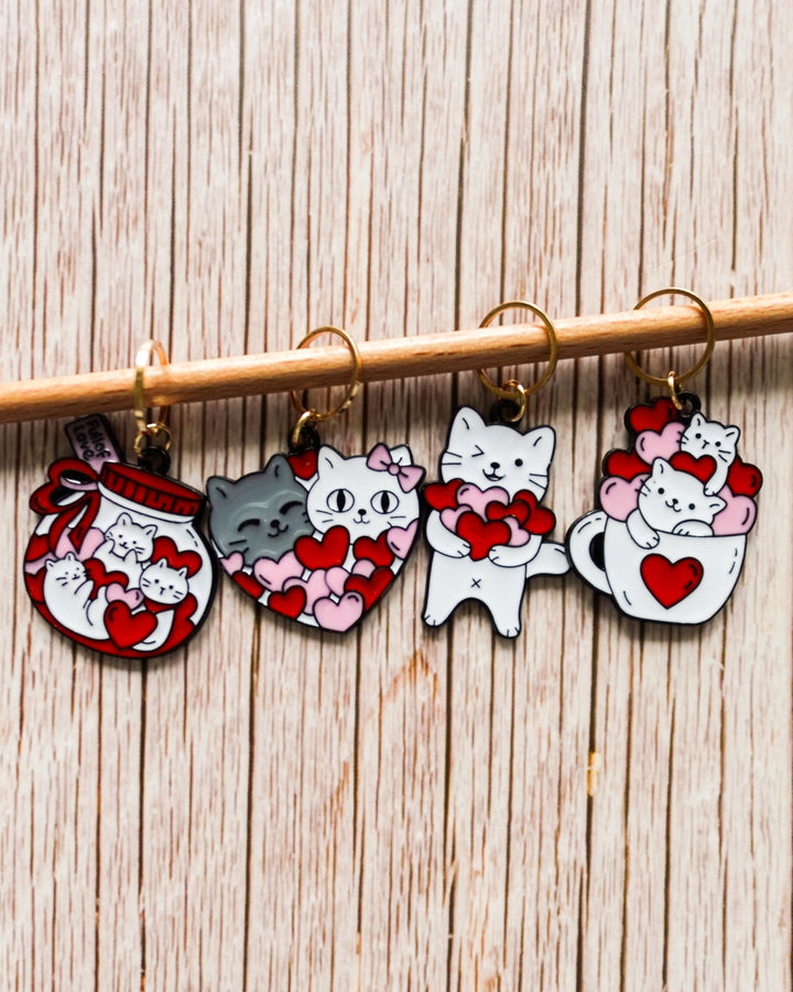 LOVE HEART CATS STITCH MARKERS