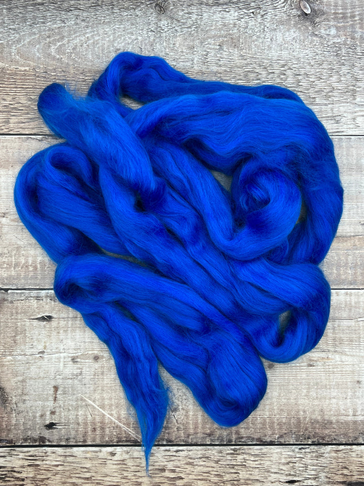 CORRIEDALE TOP: Azure - FIBRE - Wild Atlantic Yarns