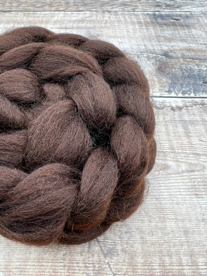 CORRIEDALE TOP: Chocolate - FIBRE - Wild Atlantic Yarns