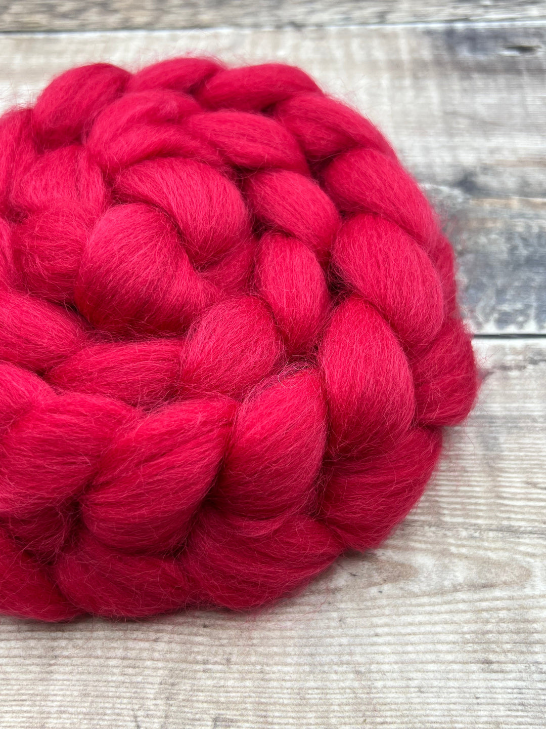 CORRIEDALE TOP: Poinsettia - FIBRE - Wild Atlantic Yarns