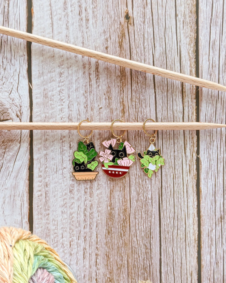 WILD CATS STITCH MARKERS