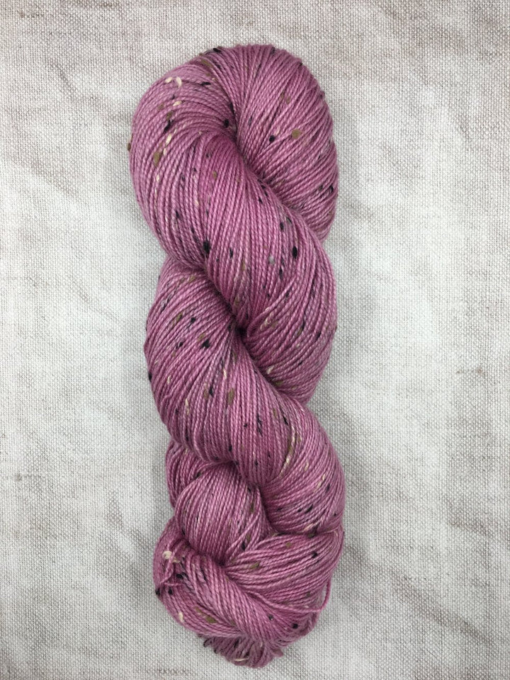 DÚN NA NGALL: Blush - YARN - Wild Atlantic Yarns