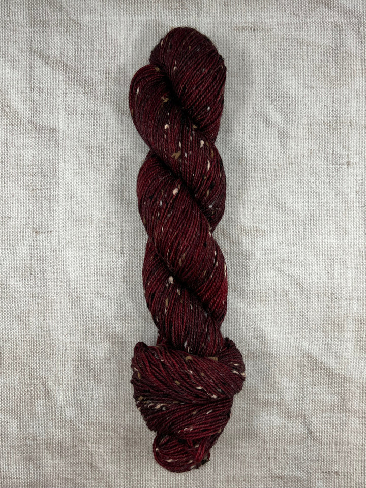 DÚN NA NGALL: Cranberry - YARN - Wild Atlantic Yarns