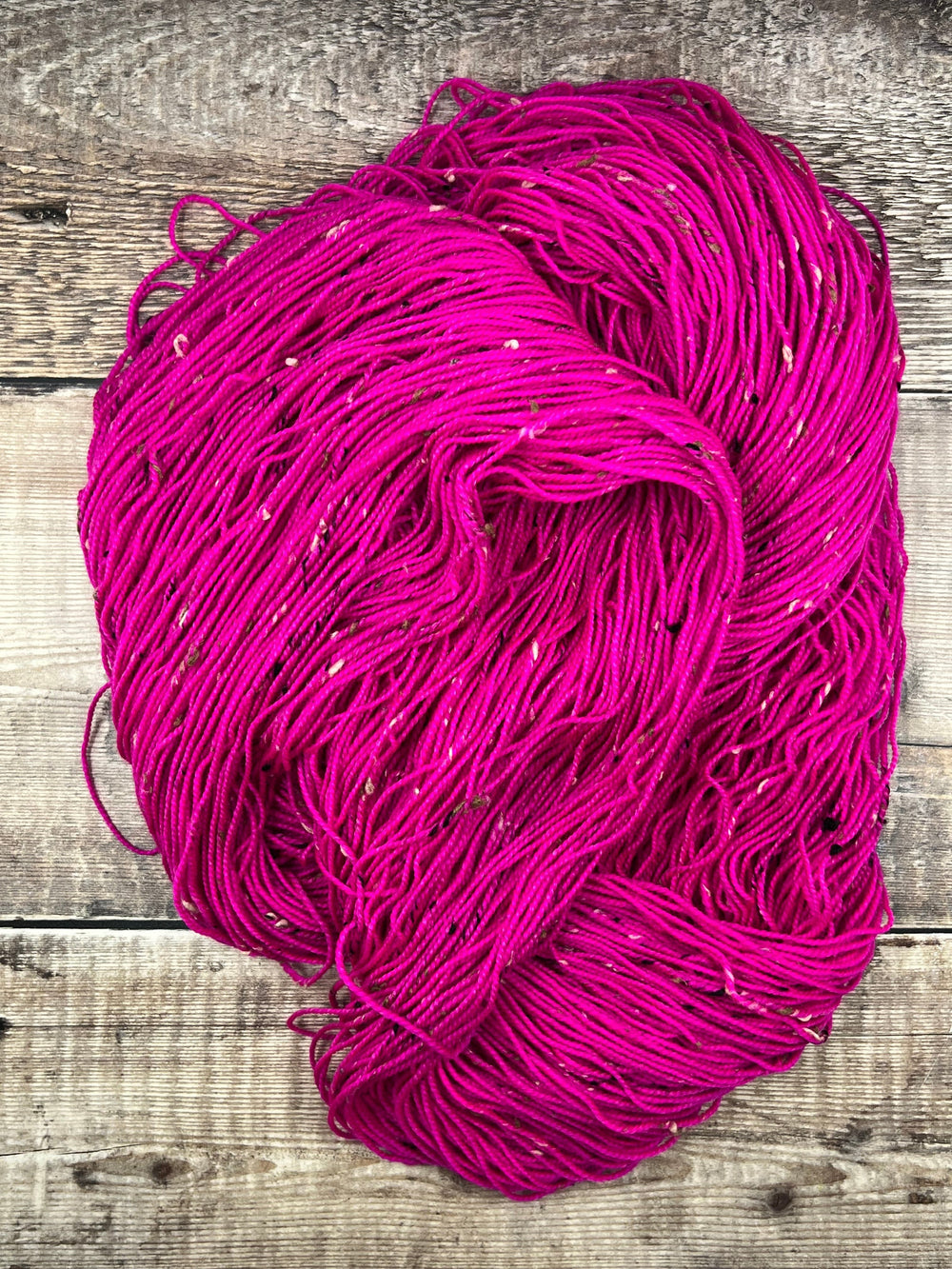 DÚN NA NGALL: Fuchsia Pop - YARN - Wild Atlantic Yarns