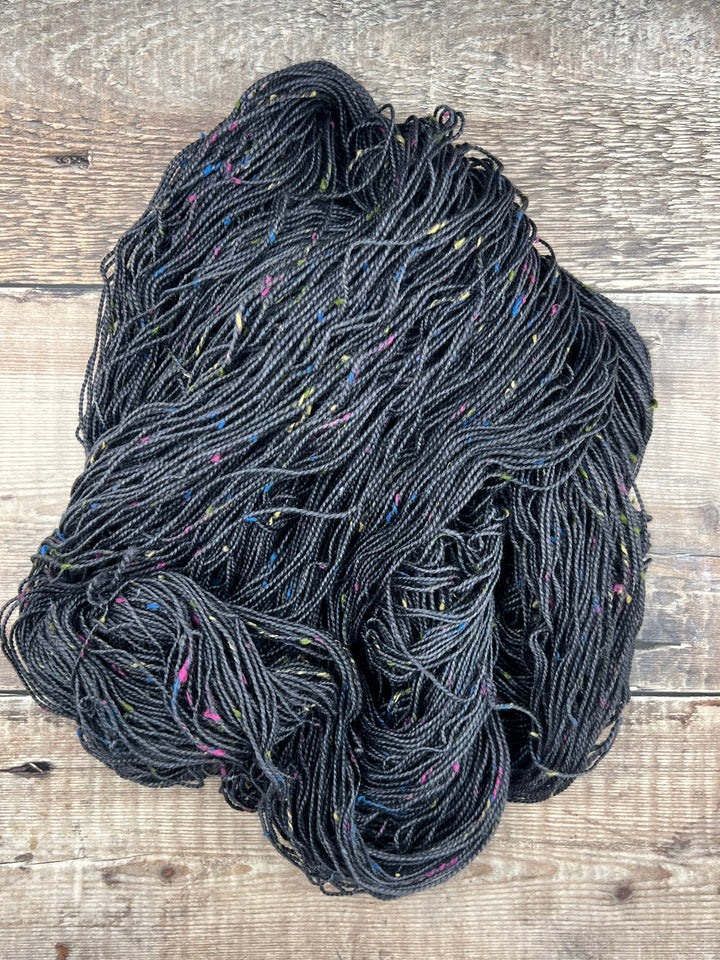 DÚN NA NGALL MULTI: Charcoal - YARN - Wild Atlantic Yarns