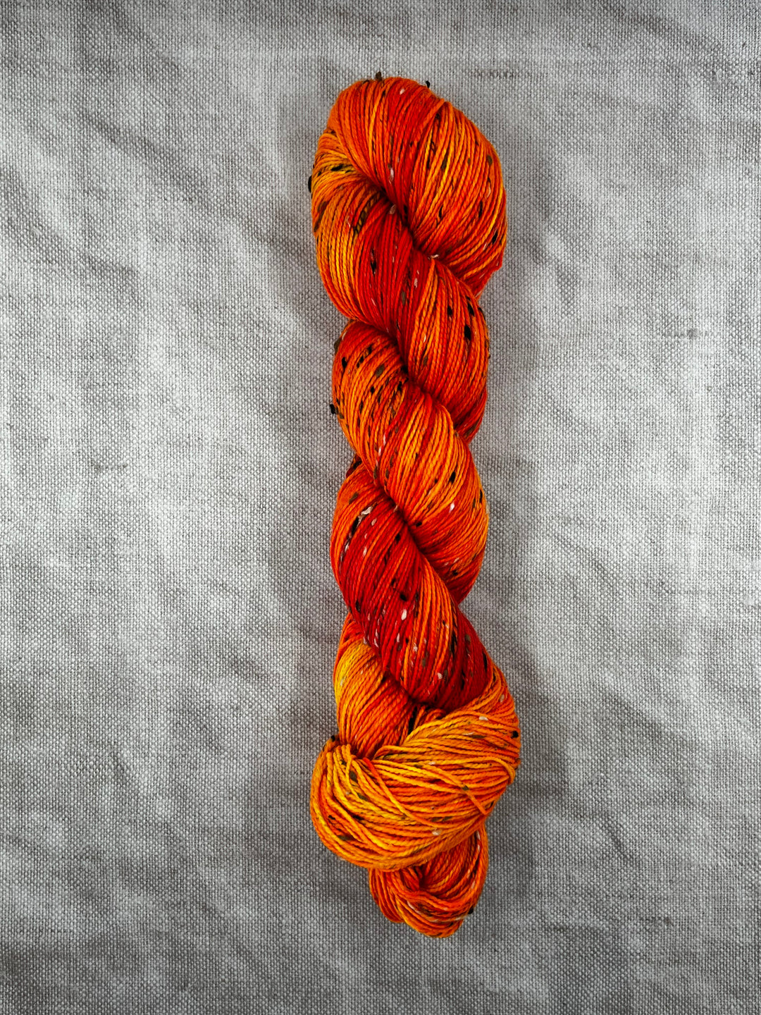 DÚN NA NGALL: Phoenix Feather - YARN - Wild Atlantic Yarns