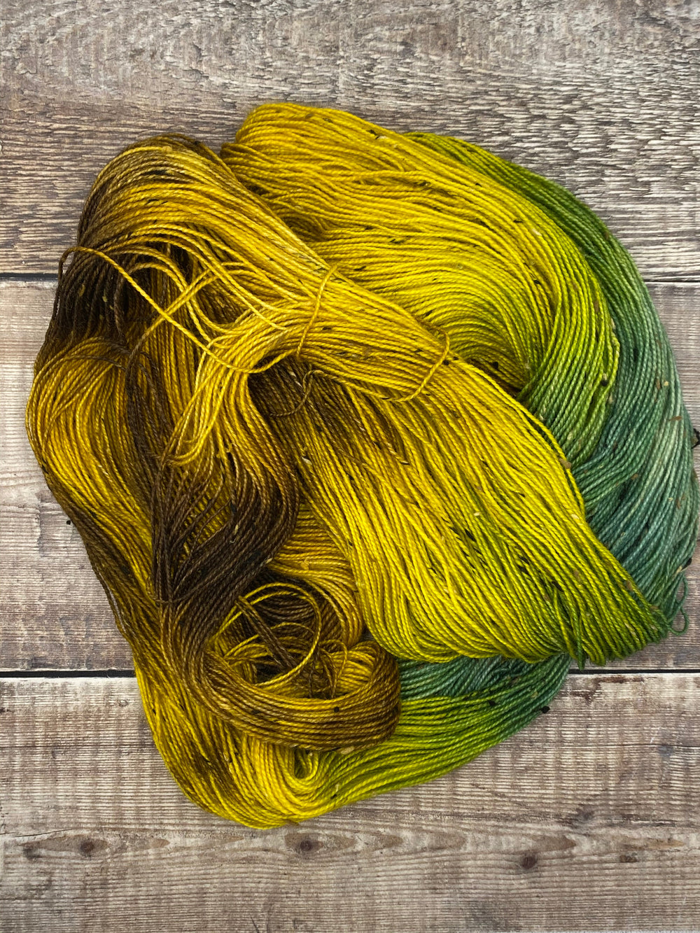 DÚN NA NGALL: Sunflower - YARN - Wild Atlantic Yarns