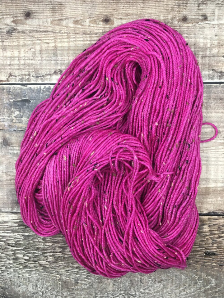 DÚN NA NGALL: Wild Rose - YARN - Wild Atlantic Yarns