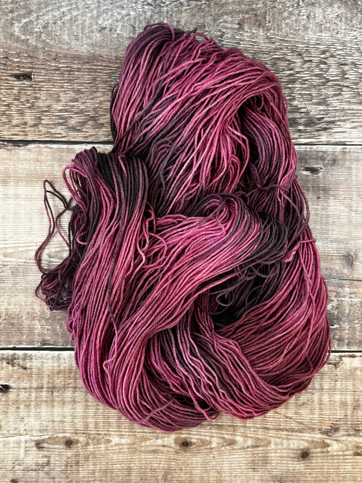 EMER: Sugarplum Dreams - YARN - Wild Atlantic Yarns