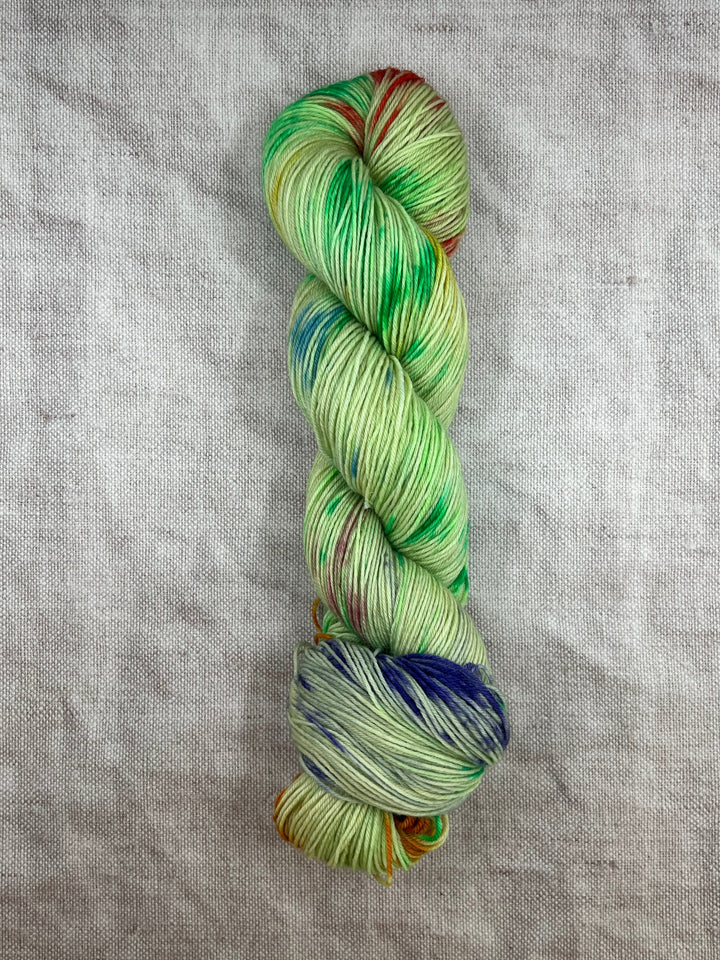 GRÁINNE (BFL) - Running Through The Meadow - YARN - Wild Atlantic Yarns