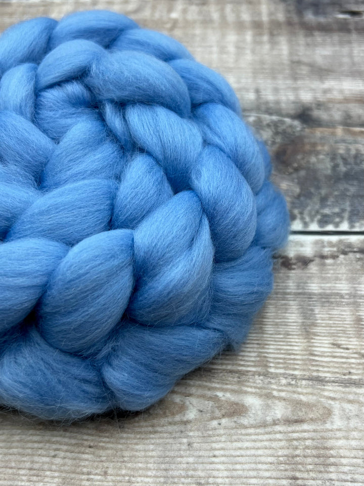 MERINO TOP: Sky - FIBRE - Wild Atlantic Yarns