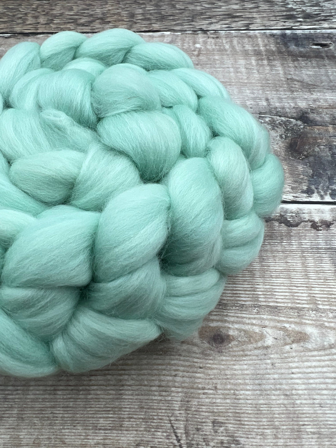 MERINO TOP: WATER LEAF - FIBRE - Wild Atlantic Yarns