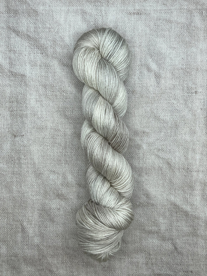 NIAMH (silk/merino) - Silver Birch