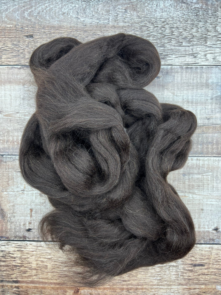 NATURAL JACOB TOP: BLACK - FIBRE - Wild Atlantic Yarns