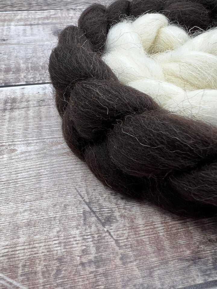 NATURAL WELSH TOP - FIBRE - Wild Atlantic Yarns