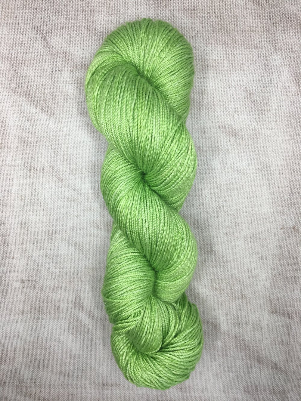 NIAMH (silk/merino) - Apple - YARN - Wild Atlantic Yarns