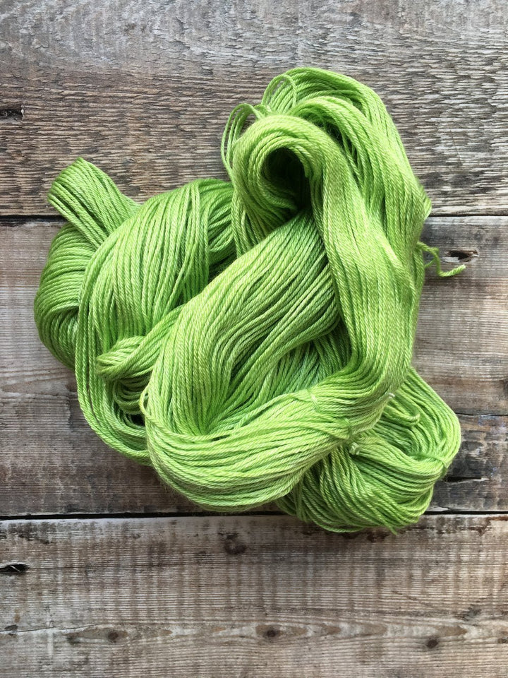 NIAMH (silk/merino) - Apple - YARN - Wild Atlantic Yarns