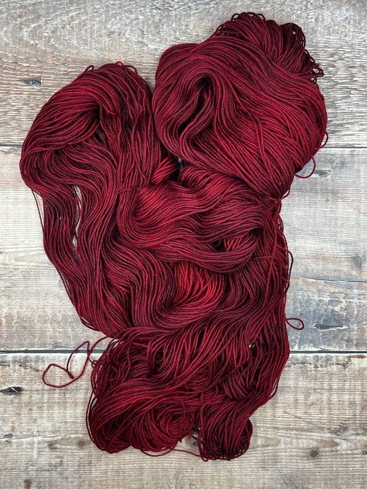 OONAGH: Cranberry - YARN - Wild Atlantic Yarns