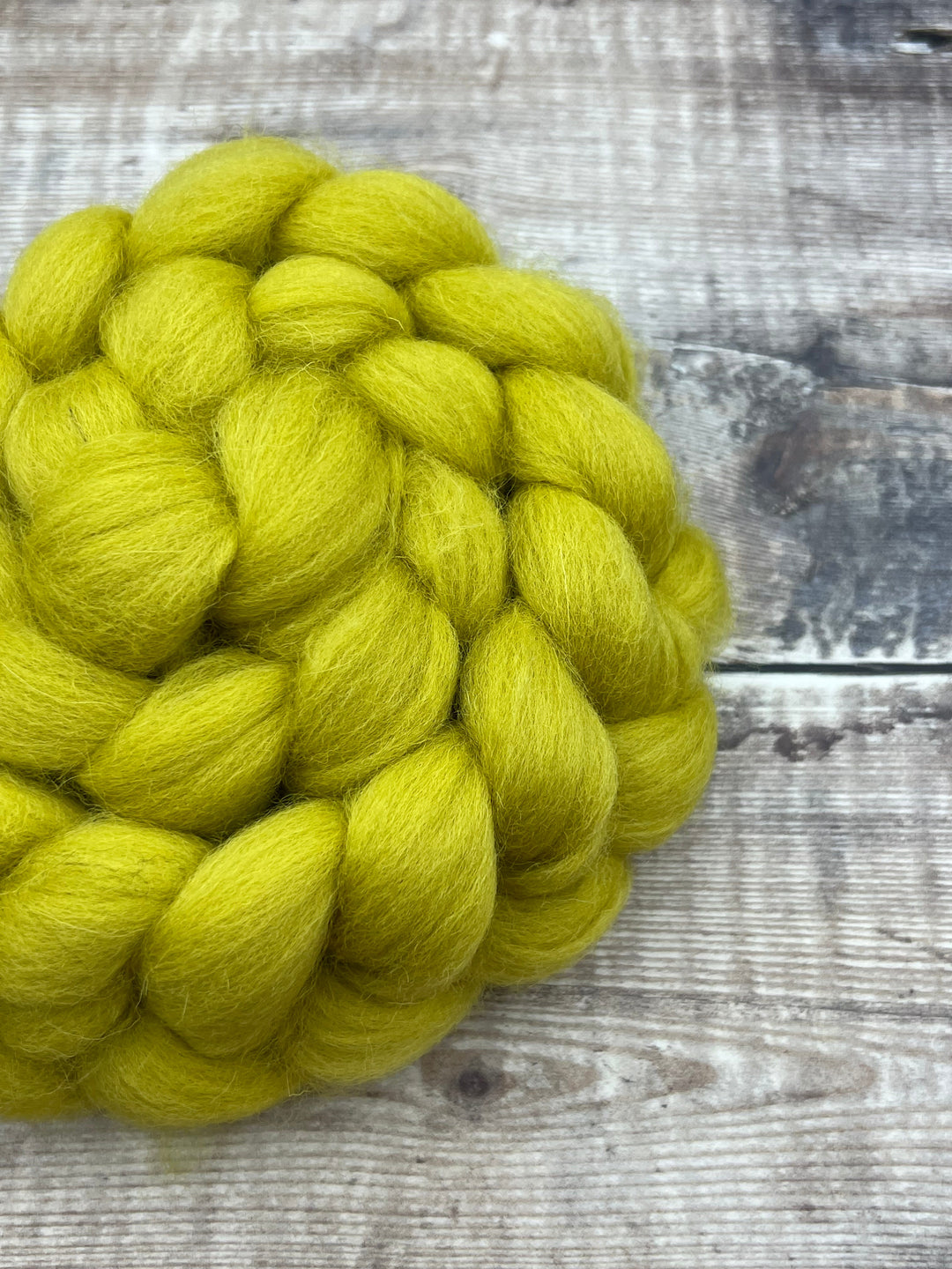 SHETLAND TOP: Pear - FIBRE - Wild Atlantic Yarns