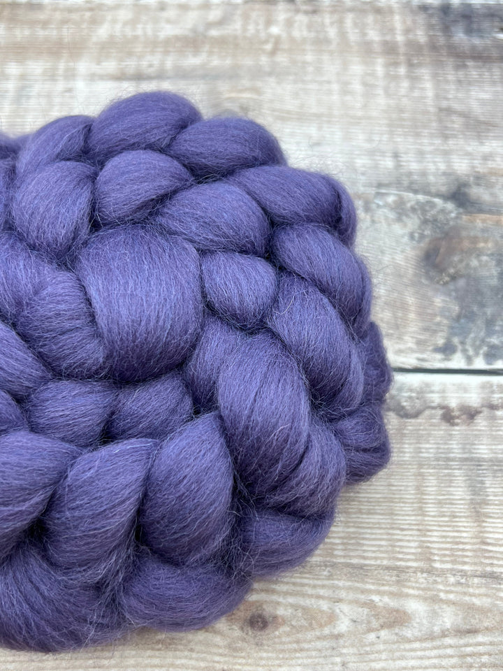 SHETLAND TOP: Thistle - FIBRE - Wild Atlantic Yarns