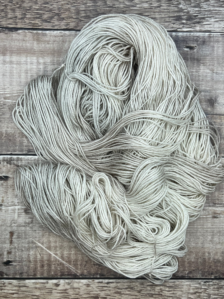 NIAMH (silk/merino) - Silver Birch