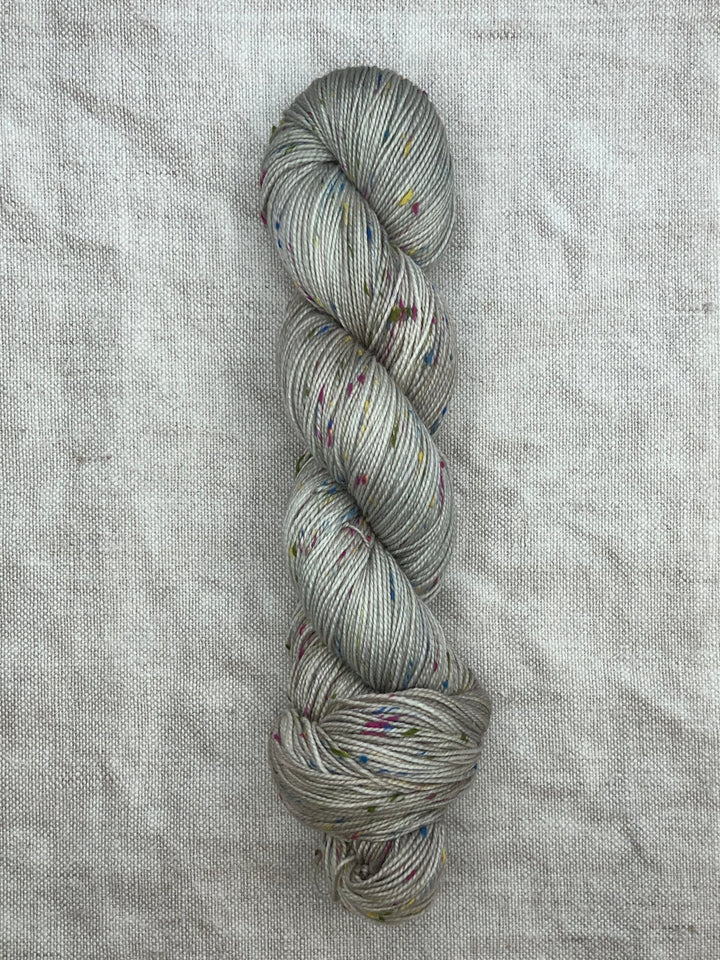 DÚN NA NGALL MULTI 4PLY (TWEED MERINO)